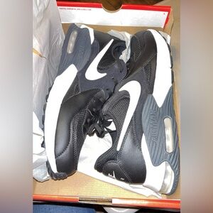 Men’s Size 12 Nike Air Maxx Sneakers